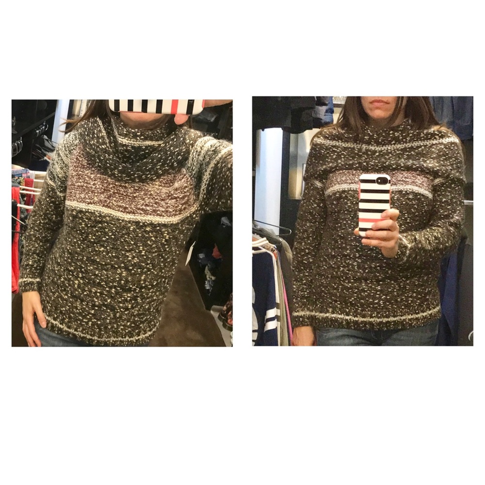 Metallic fold down knit sweater - Picture 4 of 8